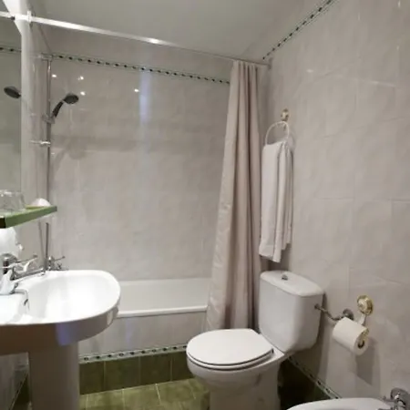 Sotopalacio Hsr Guest house 2*
