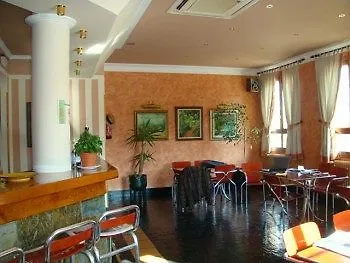 Sotopalacio Hsr בית הארחה 2*