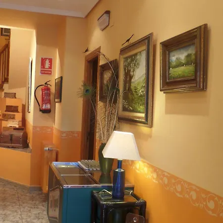 招待所 Sotopalacio Hsr 2*