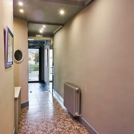 招待所 Sotopalacio Hsr 马德罗纳