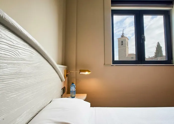 Maison d'hôtes Sotopalacio Hsr Madrona